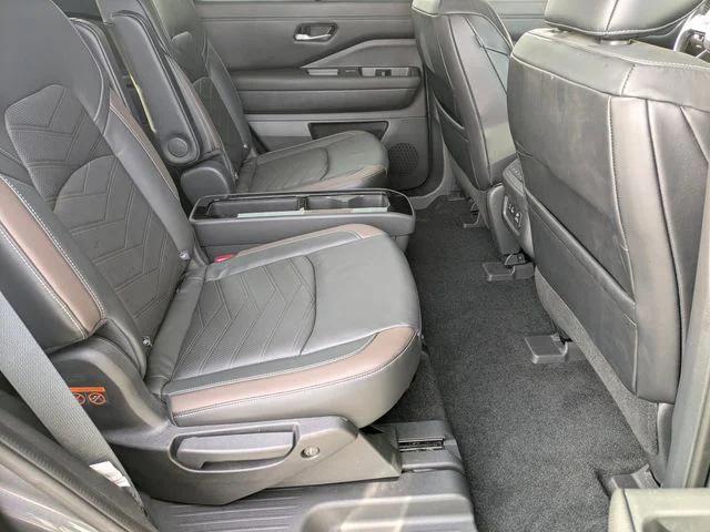 2022 Nissan Pathfinder Platinum 4WD