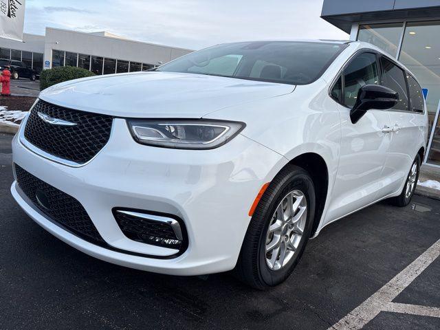 2024 Chrysler Pacifica Touring L 2024 Chrysler Pacifica Touring L