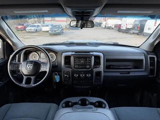 2017 Ram 1500 Tradesman Crew Cab 4x4 5'7" Box