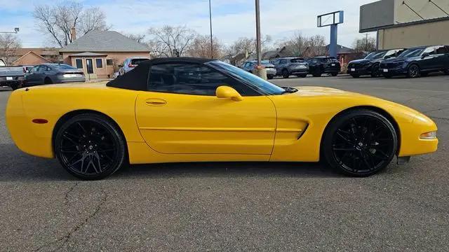 2004 Chevrolet Corvette Base