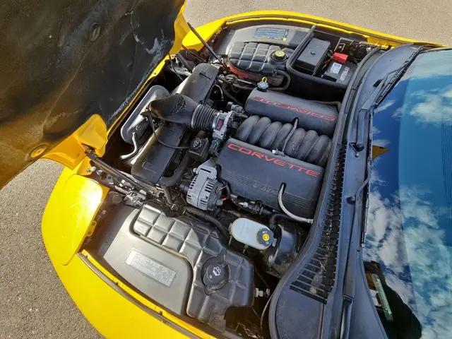 2004 Chevrolet Corvette Base