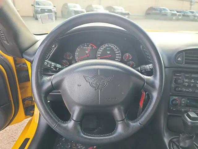2004 Chevrolet Corvette Base