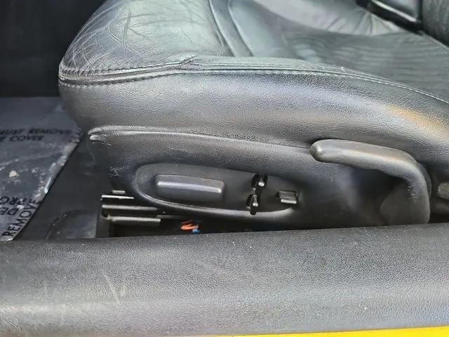 2004 Chevrolet Corvette Base