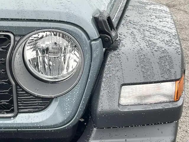 2026 Jeep Wrangler 4-Door Sport RHD 4x4