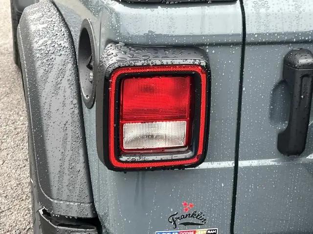 2026 Jeep Wrangler 4-Door Sport RHD 4x4
