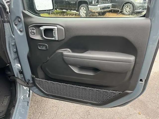 2026 Jeep Wrangler 4-Door Sport RHD 4x4