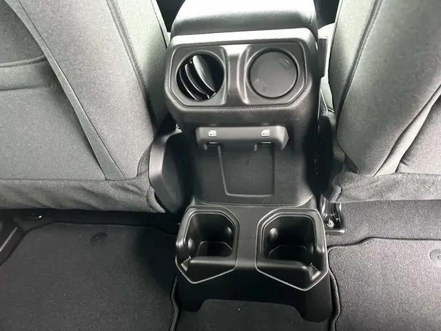 2026 Jeep Wrangler 4-Door Sport RHD 4x4