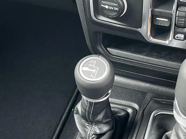 2026 Jeep Wrangler 4-Door Sport RHD 4x4