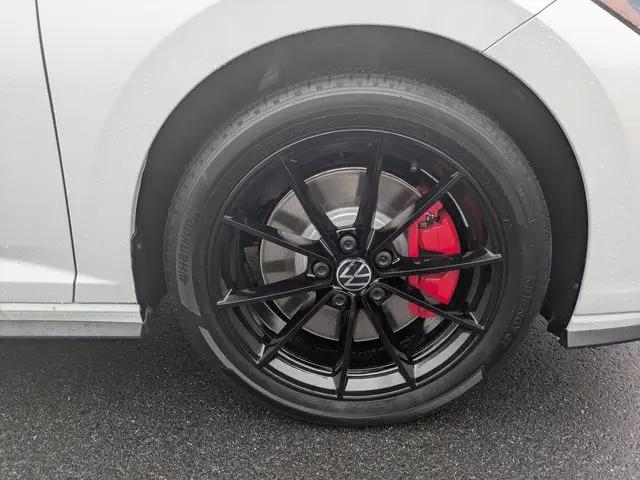 2026 Volkswagen Jetta GLI Autobahn
