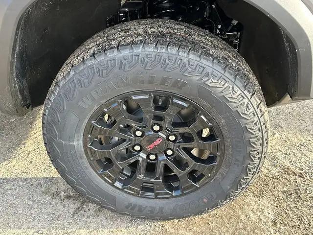 2026 GMC Canyon Elevation, 4WD