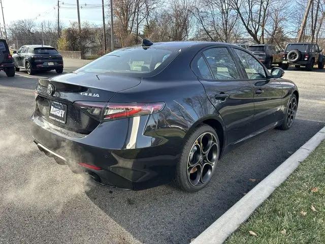 2025 Alfa Romeo Giulia Intensa AWD