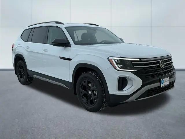 2026 Volkswagen Atlas Peak Edition for sale in Fargo, ND