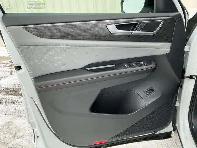 2026 Volkswagen Atlas Peak Edition