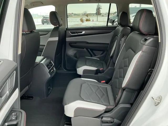 2026 Volkswagen Atlas Peak Edition