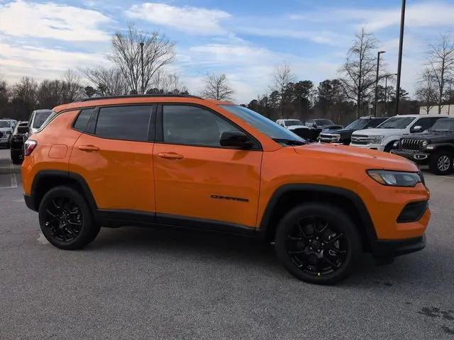 2026 Jeep Compass Latitude Altitude