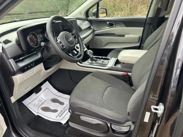 2022 Kia Carnival MPV LX
