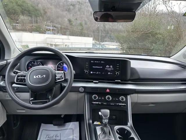 2022 Kia Carnival MPV LX