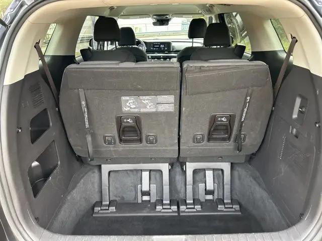 2022 Kia Carnival MPV LX