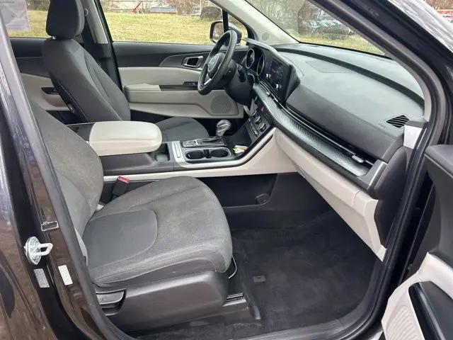 2022 Kia Carnival MPV LX