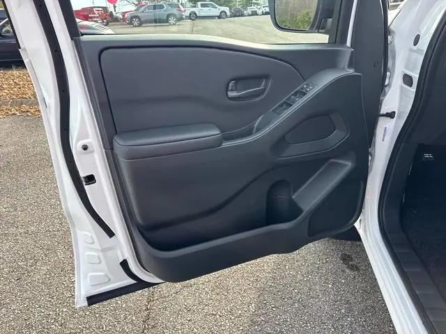 2026 Nissan Frontier Crew Cab S 4x4