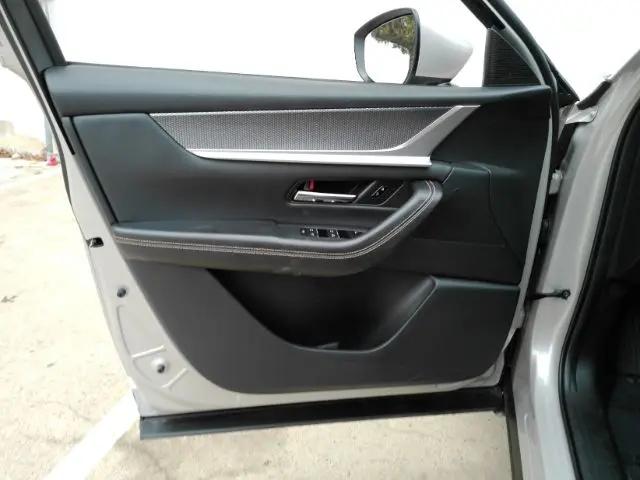 2025 Mazda X-90 Preferred Package
