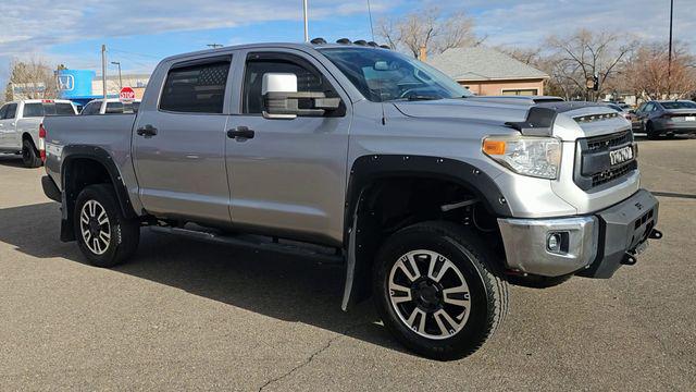 2017 Toyota Tundra SR5 5.7L V8