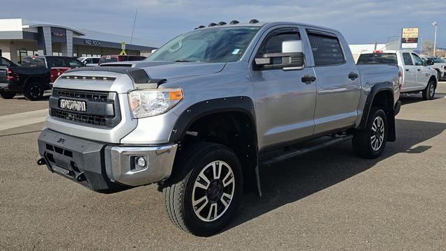 2017 Toyota Tundra SR5 5.7L V8