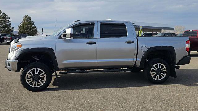 2017 Toyota Tundra SR5 5.7L V8