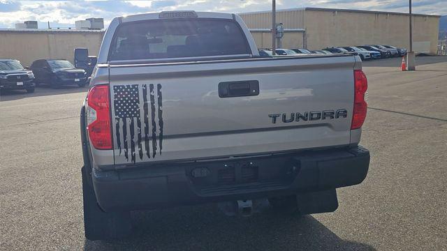 2017 Toyota Tundra SR5 5.7L V8