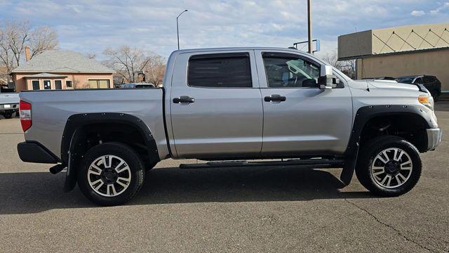 2017 Toyota Tundra SR5 5.7L V8