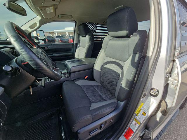 2017 Toyota Tundra SR5 5.7L V8