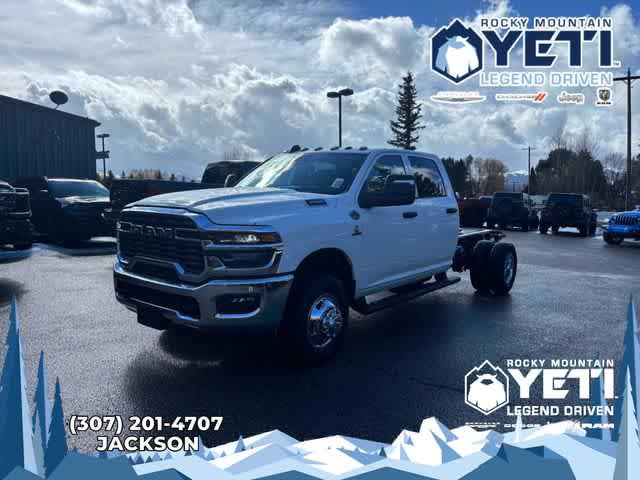 2026 RAM Ram 3500 Chassis Cab RAM 3500 TRADESMAN CREW CAB CHASSIS 4X4 60 CA