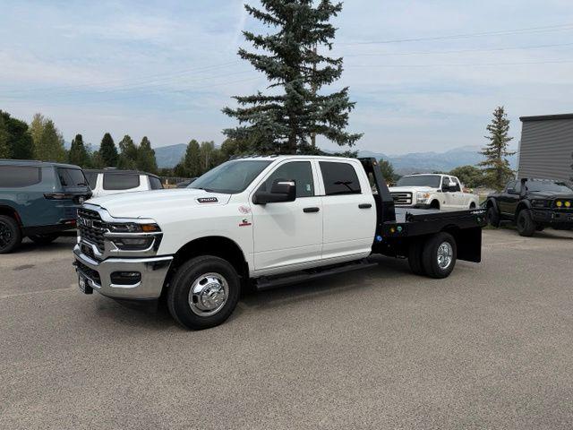 2026 RAM 3500 Chassis RAM 3500 TRADESMAN CREW CAB CHASSIS 4X4 60 CA