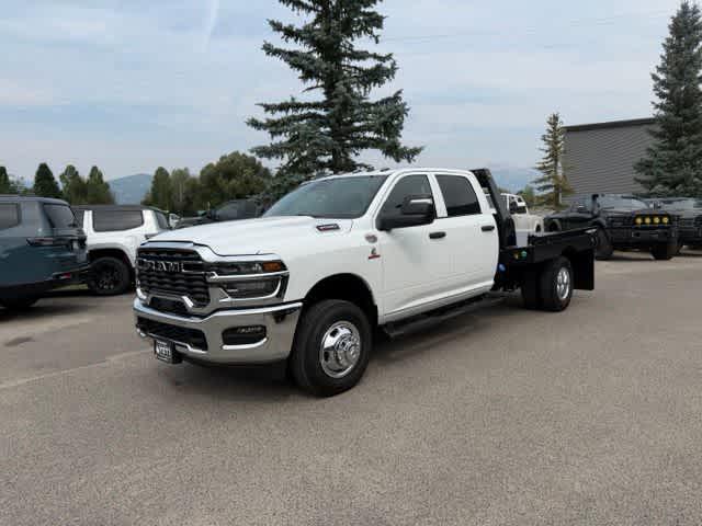 2026 RAM 3500 Chassis RAM 3500 TRADESMAN CREW CAB CHASSIS 4X4 60 CA 2026 RAM 3500 Chassis RAM 3500 TRADESMAN CREW CAB CHASSIS 4X4 60 CA