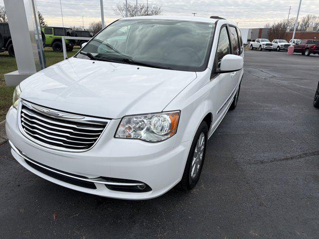 2014 Chrysler Town and Country Touring