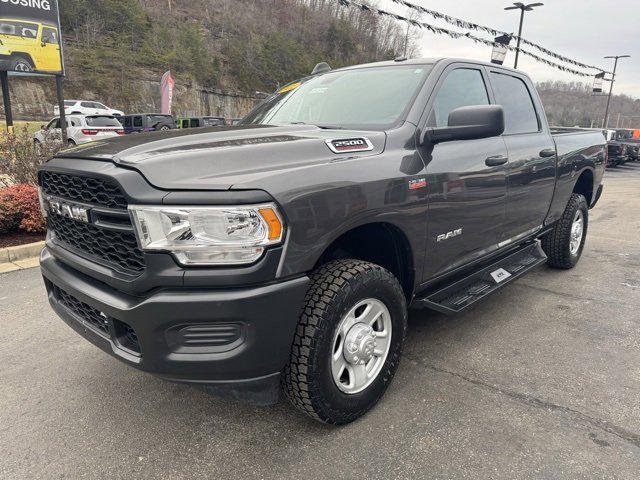 2022 RAM 2500 Tradesman Crew Cab 4x4 64 Box
