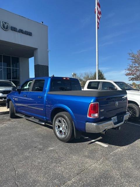2017 RAM 1500 Laramie Crew Cab 4x2 57 Box