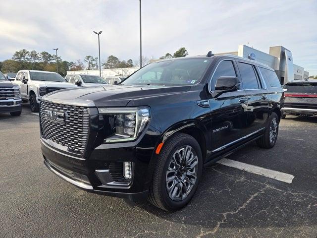 2023 GMC Yukon XL 4WD Denali Ultimate 2023 GMC Yukon XL 4WD Denali Ultimate