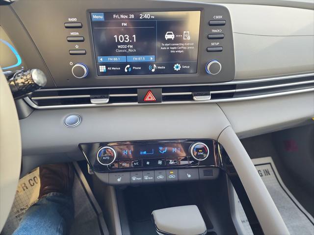 2026 Hyundai Elantra SEL Sport Premium