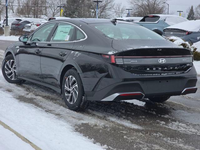 2026 Hyundai Sonata Hybrid Blue