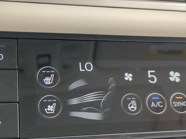 2026 Genesis G70 2.5T RWD Prestige