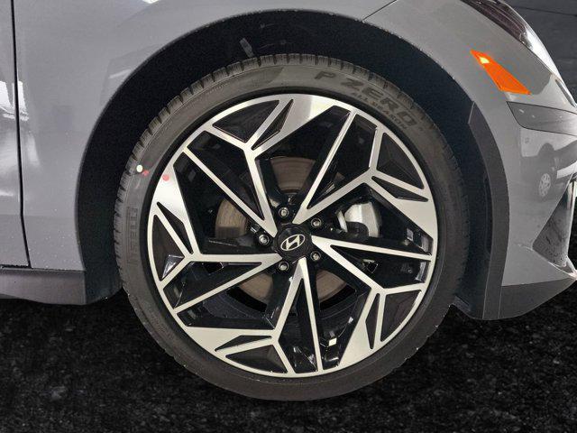 2025 Hyundai IONIQ 6 SEL