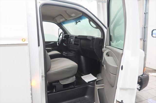 2012 Chevrolet Express Cutaway Work Van