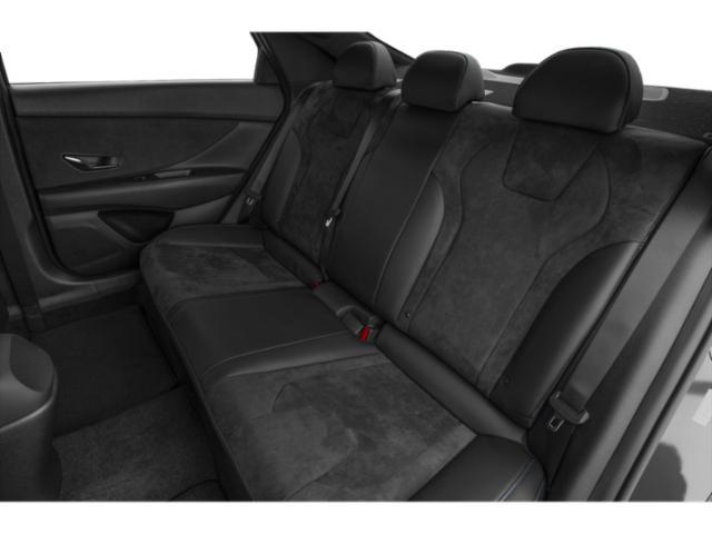 2022 Hyundai Elantra Base