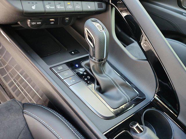 2026 Hyundai Elantra Base