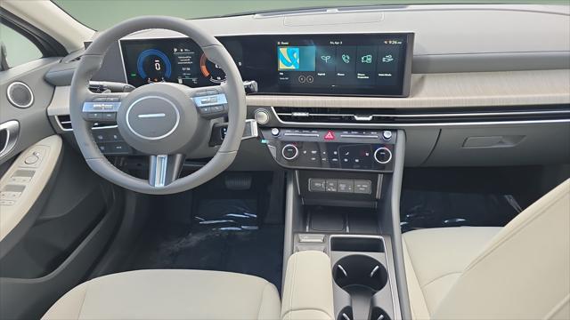 2026 Hyundai Sonata Hybrid SEL