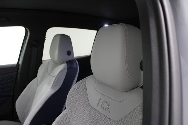 2025 Volkswagen ID.4 AWD Pro S