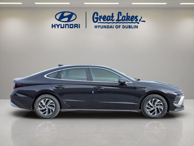 2026 Hyundai Sonata Hybrid Blue