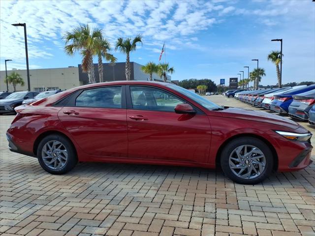 2024 Hyundai Elantra Hybrid Blue