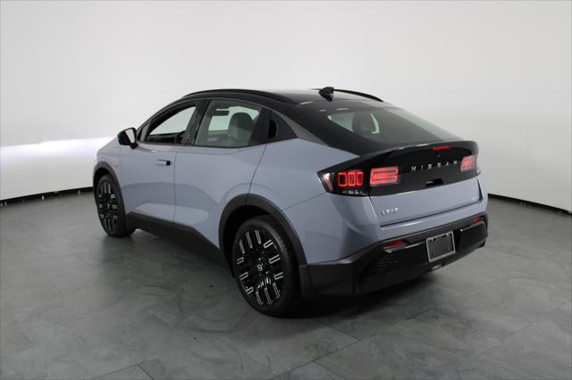 2026 Nissan LEAF PLATINUM+